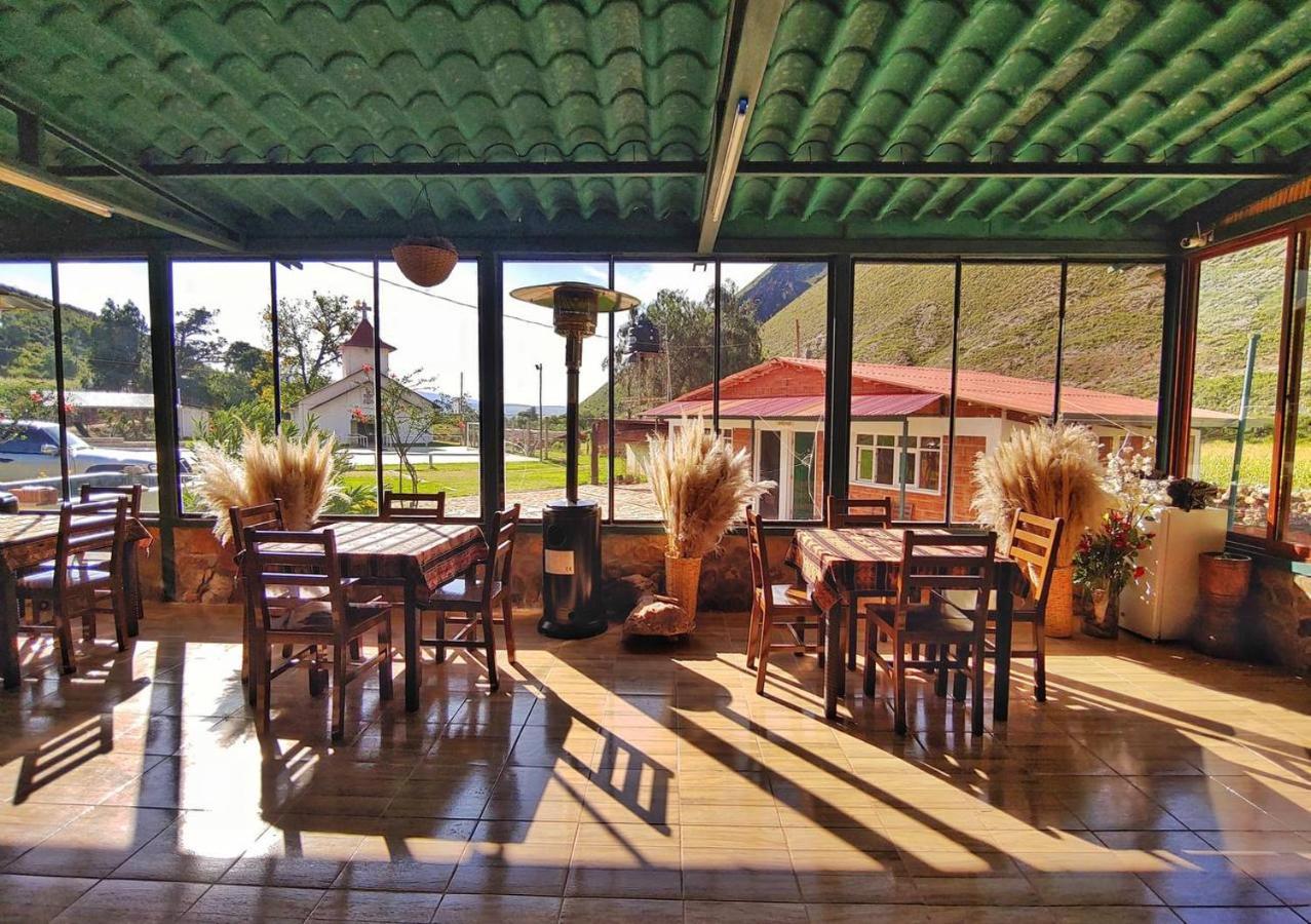 Hotel Mil Estrellas-Torotoro โปโตซี ภายนอก รูปภาพ